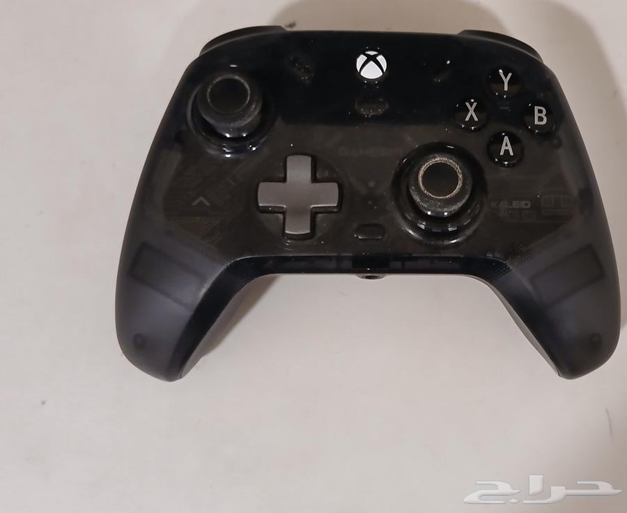 Professional clean Xbox controller63729657242627111