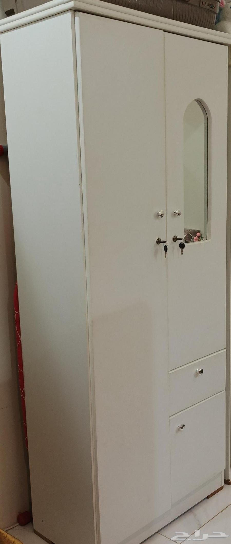 دولاب شبه جديد استعمال خفييف63729102959106111