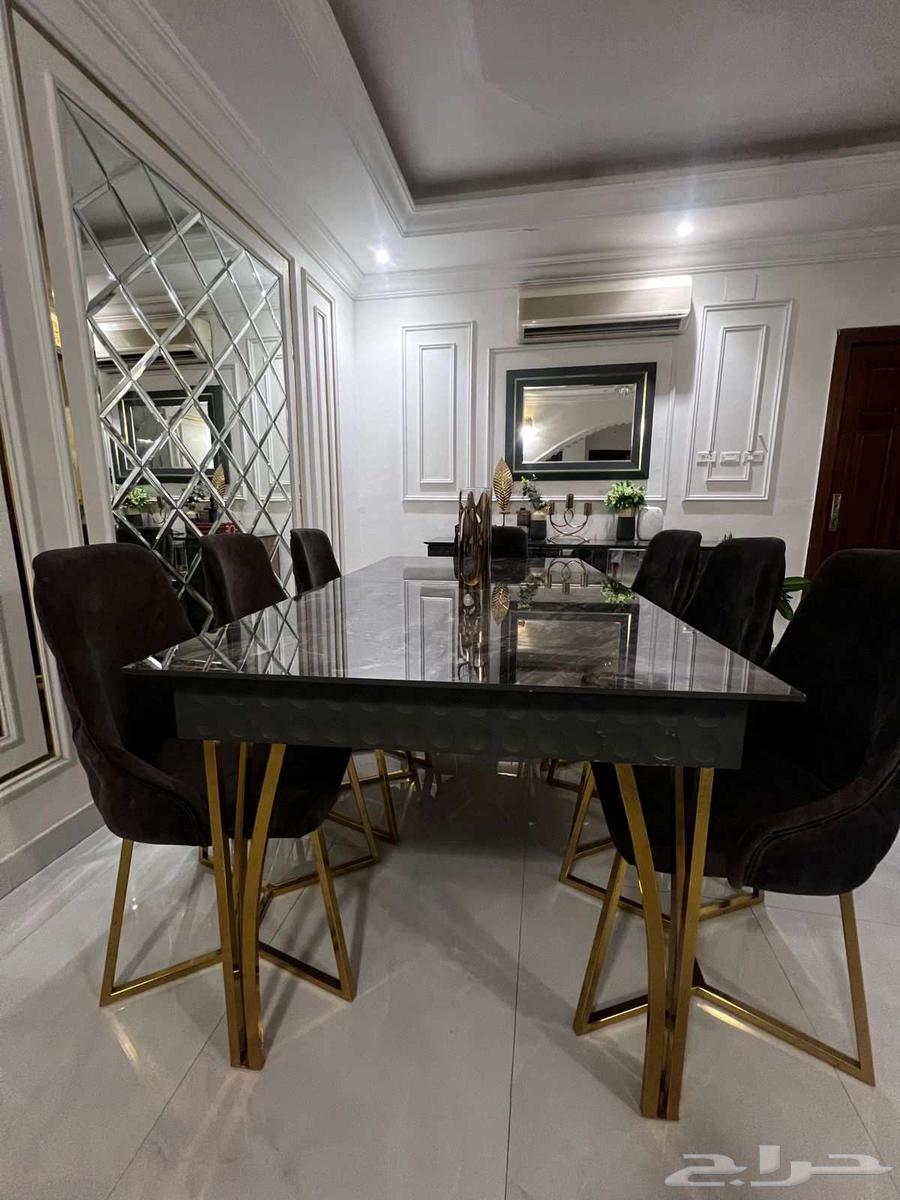 Dining table for sale with 8 chairs and a sideboard63737250607746110