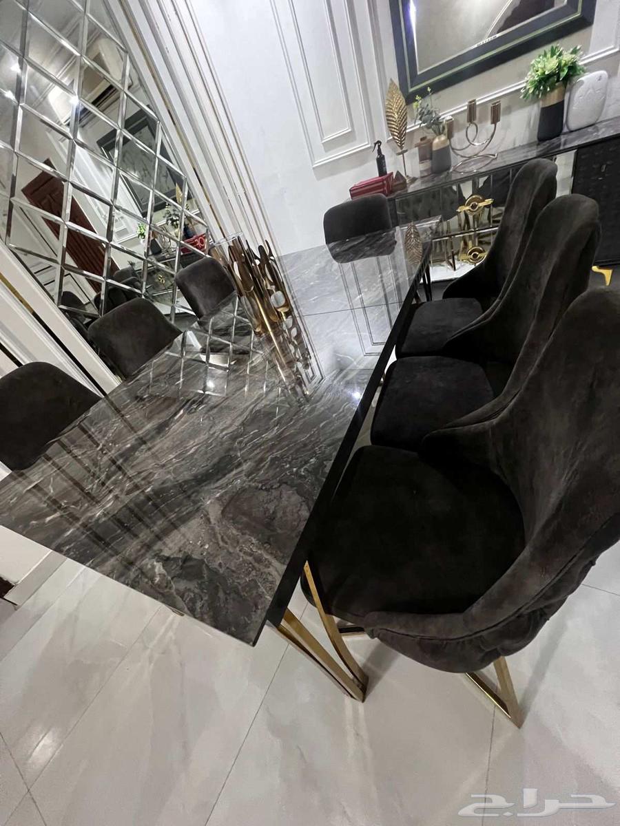 Dining table for sale with 8 chairs and a sideboard63737250607746113