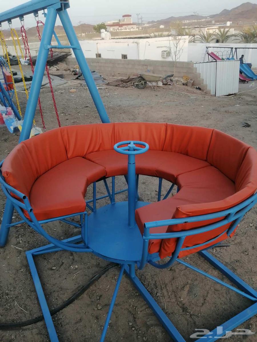 New Swings, New Details, Blacksmith Workshop63728613204738112