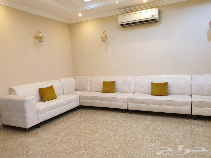 كنب 8 متر للبيع بحاله جيده جدا63730410523779111