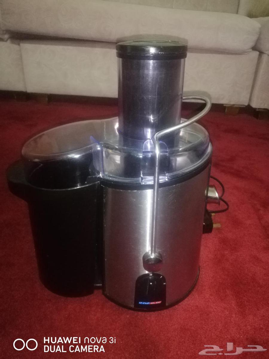 Fresh fruit and vegetable juice extractor, used clean, from Al-Saif Company63725896724739112