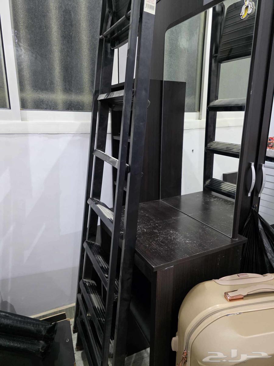 Furniture given for the sake of God. Complete only63732935576067113