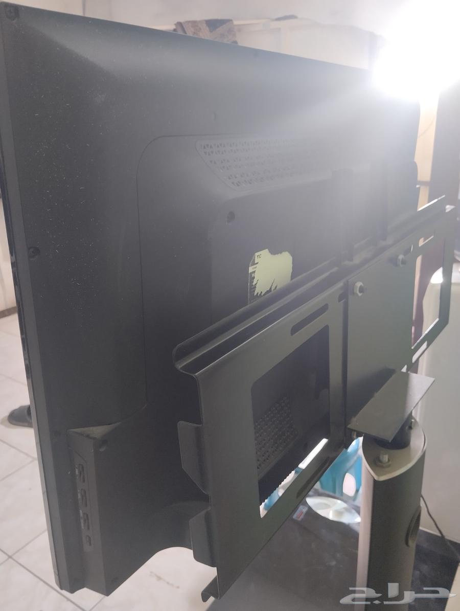 شاشه تلفاز 32 ماركه TCL بوصه مع طاوله تلفاز63737063182850112
