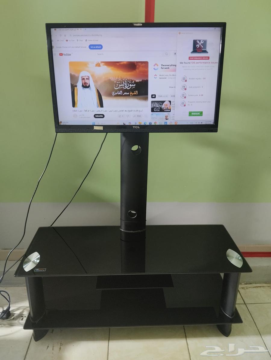 شاشه تلفاز 32 ماركه TCL بوصه مع طاوله تلفاز63737063182850111