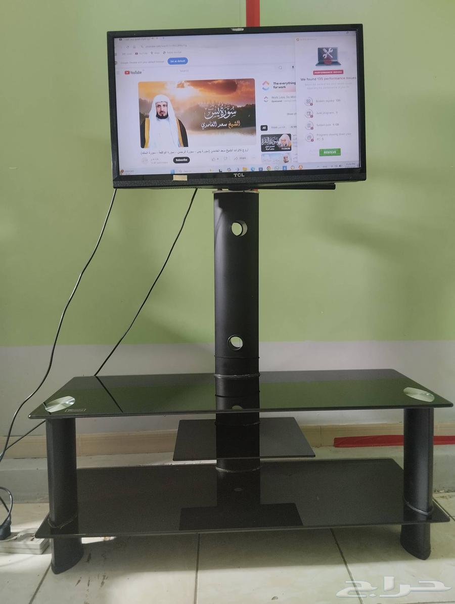 شاشه تلفاز 32 ماركه TCL بوصه مع طاوله تلفاز63737063182850110