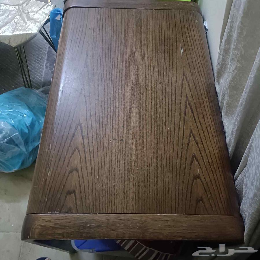 Excellent condition table, sturdy and clean63737339784067111