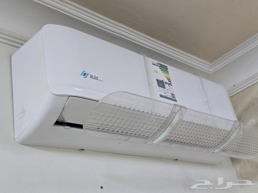 Midea Split Plus Air Conditioner and Gree Window Air Conditioner63733574774657110