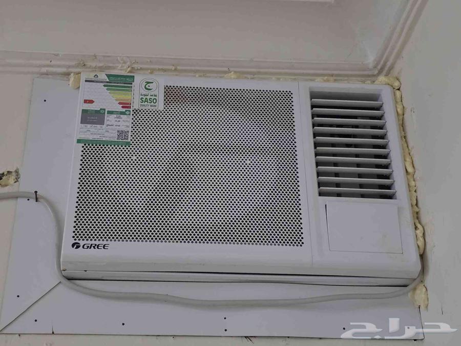 Midea Split Plus Air Conditioner and Gree Window Air Conditioner63733574774657114
