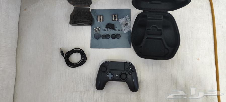 Professional Nacon Revolution 5 controller, my new one63730314137217111