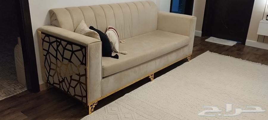 A single sofa over two meters wide, very clean with no cracks63738272688898110