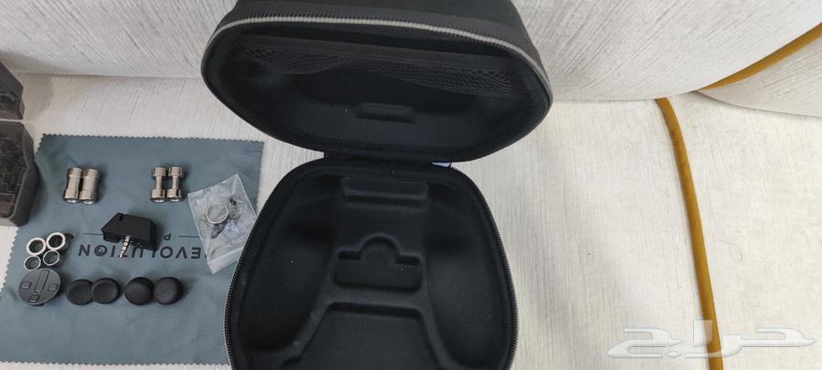 Professional Nacon Revolution 5 controller, my new one63730314137217113