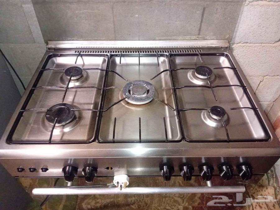 اثاث مطبخ غاز 5 عيون بحالة جيدة جدا63699532705793113