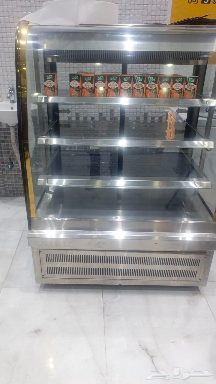 There is a semi-new beverage and pastry display refrigerator and also a new freezer63738555573505111