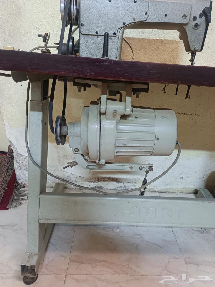 ماكينه خياط للبيع على سومه63736792640513110