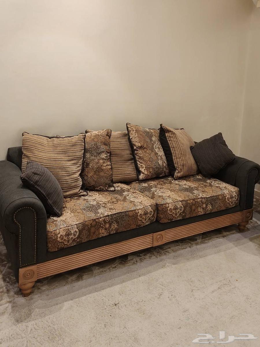 طقمين كنب هوم سنتر استخدام نظيف63749136097281111