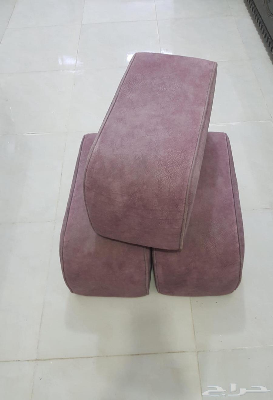 Clean majlis 200 riyals, size 5 4, one of the features of the majlis is lightweight and very easy to move63746009173634111