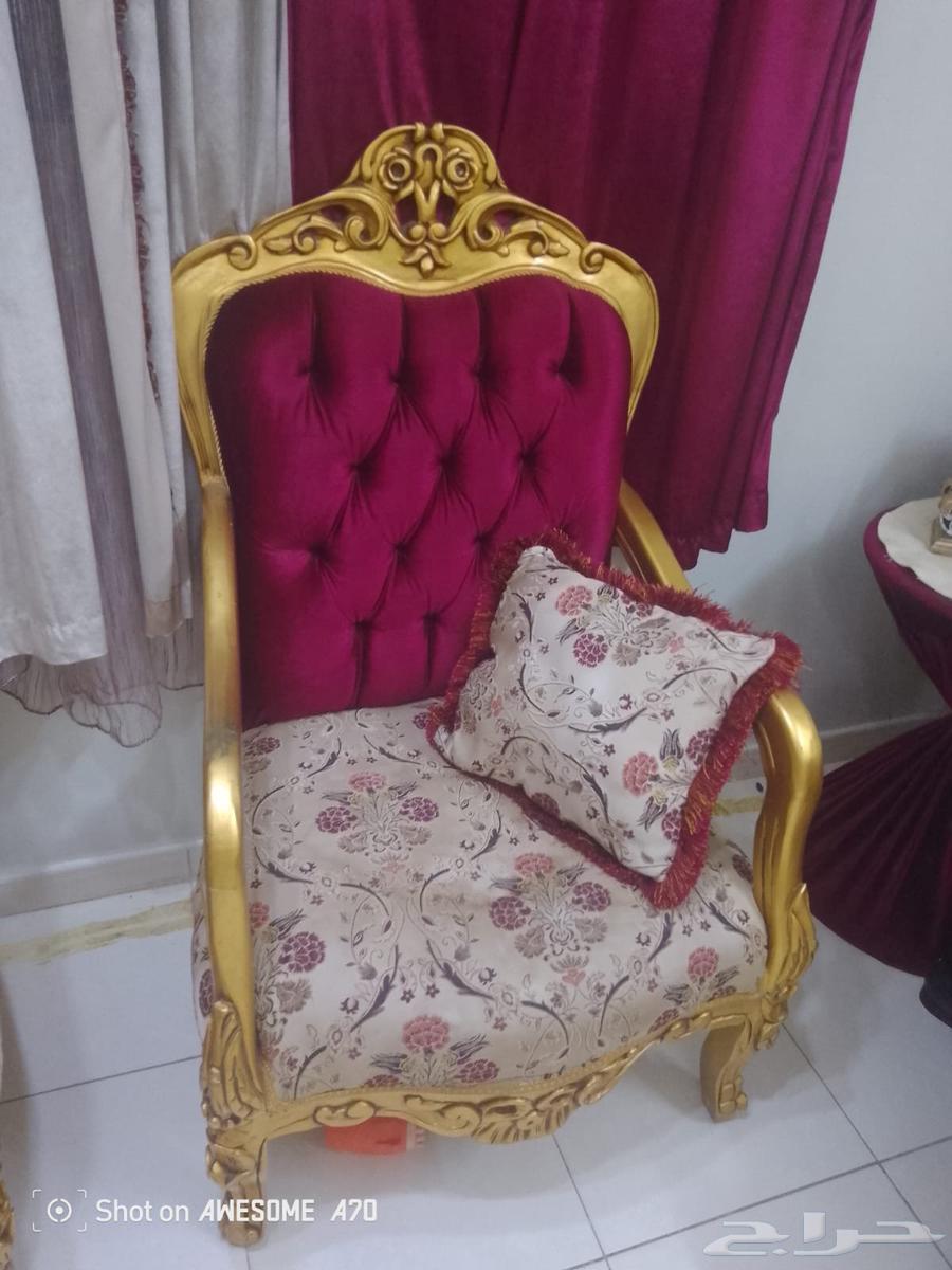 A council consisting of two Tarboush chairs and two sofas with curtains, price 350 riyals63746300966658113