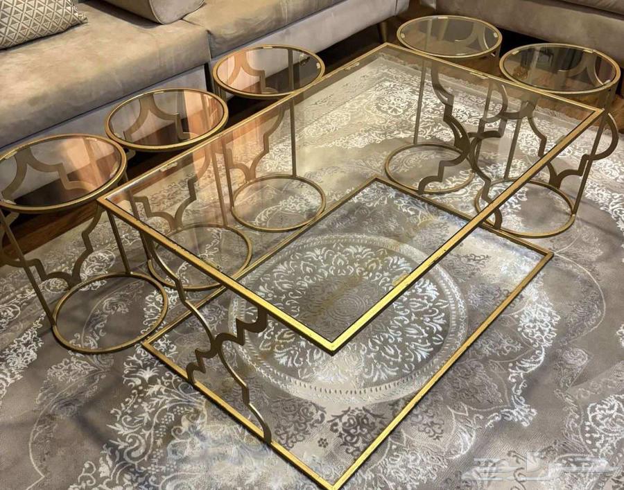 Serving tables with accessories, semi-new63745729855747111