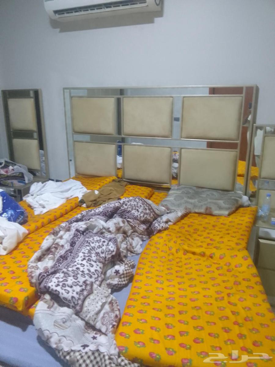 دولاب للبيع دولاب نظيف ما في شيء سعره ب 200063745067316483114