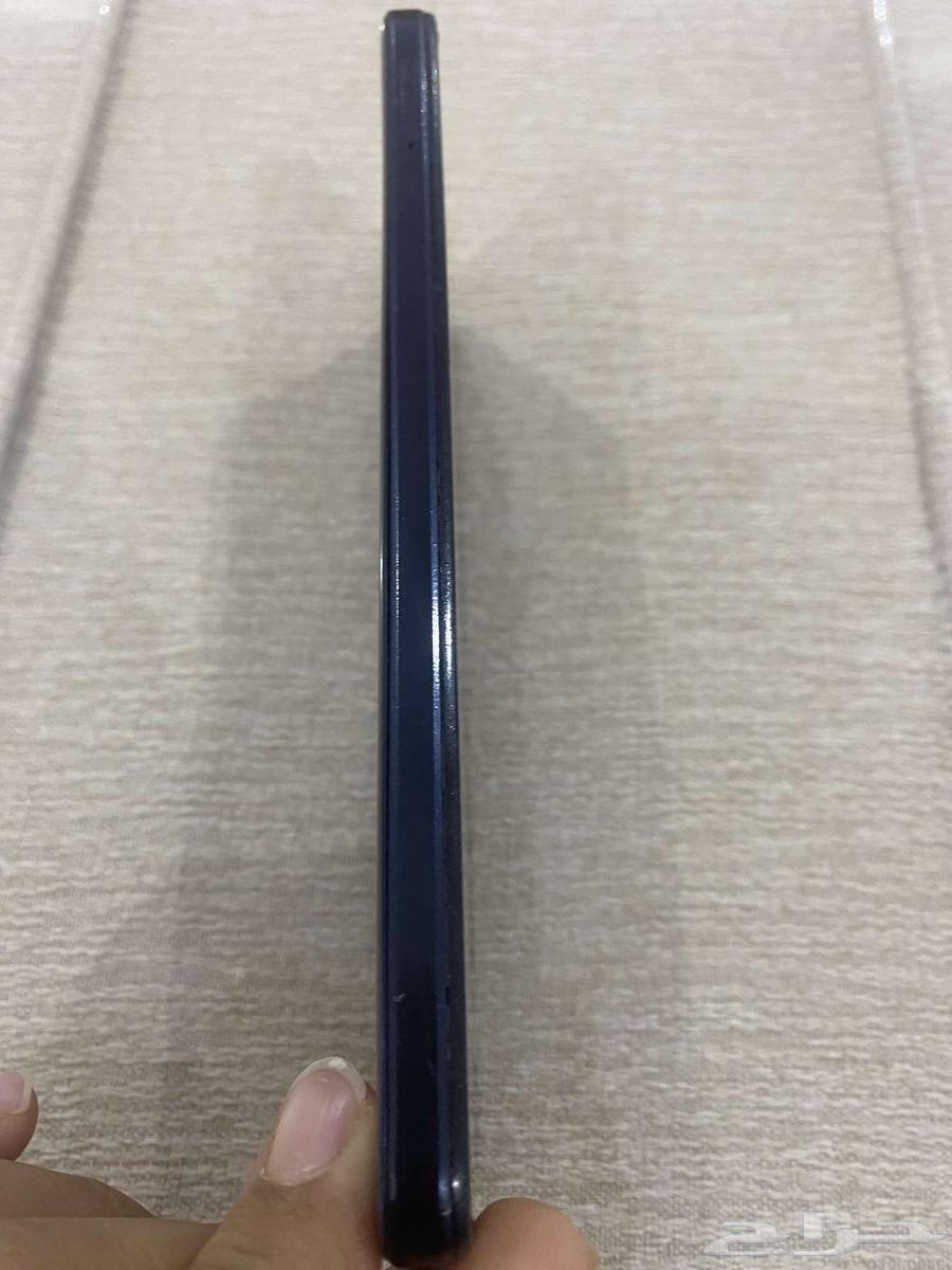 هاتف مستعمل يعمل أربع أسابيع بقوة ونظيف ولا يوجد عليه ضمان63739809921153112