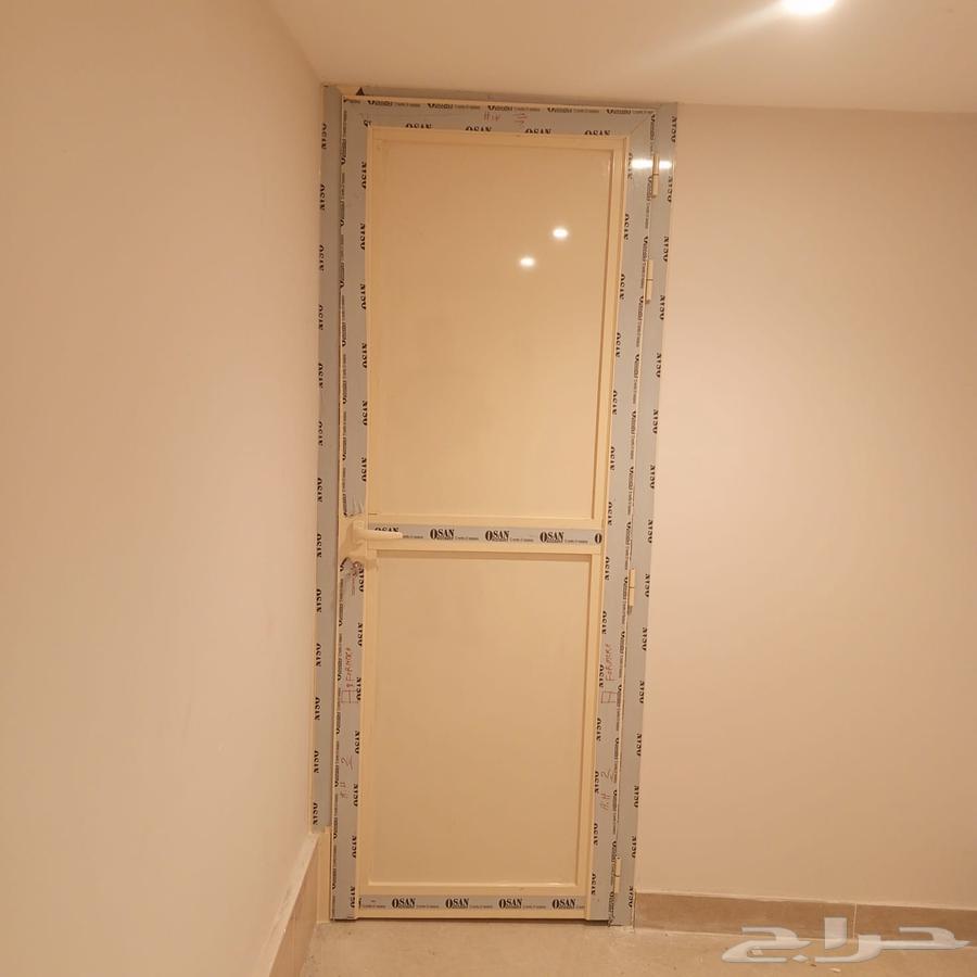 Aluminum technician for kitchens, windows, doors, all repairs and custom work63613045876738110