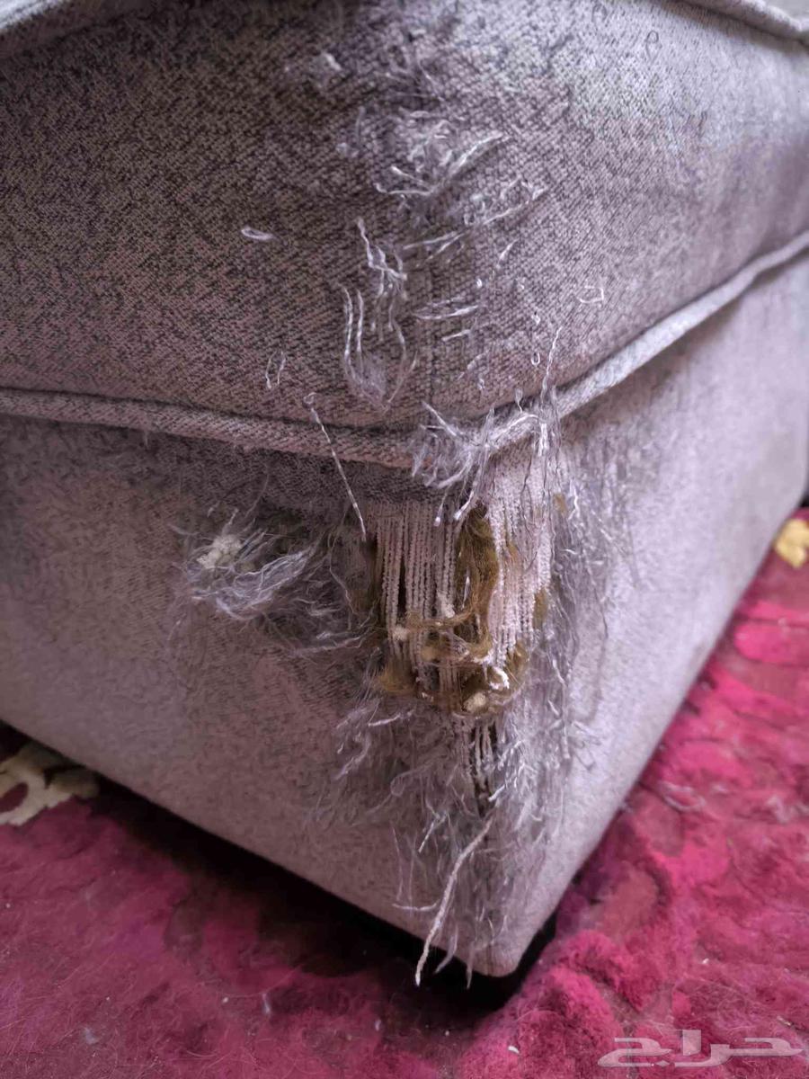 Corner sofa that turns into a bed and has storage space63747332927747111