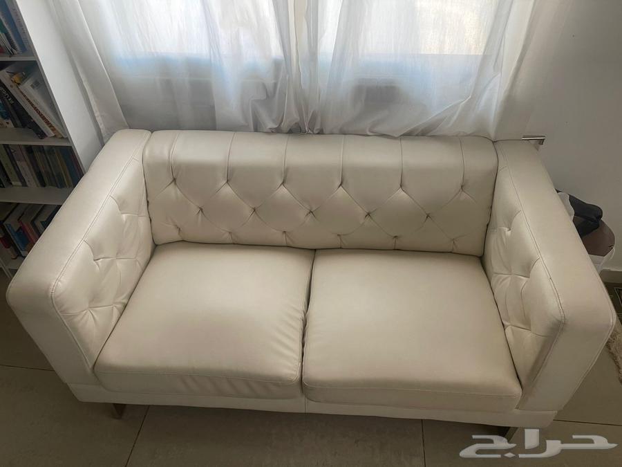 Two-seater sofa used in clean condition63746399552258114