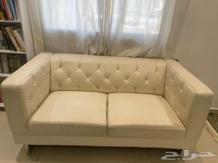 Two-seater sofa used in clean condition63746399552258112