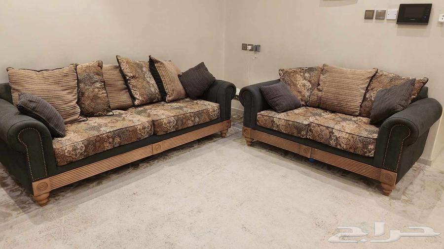 طقمين كنب هوم سنتر استخدام نظيف63749136097281110