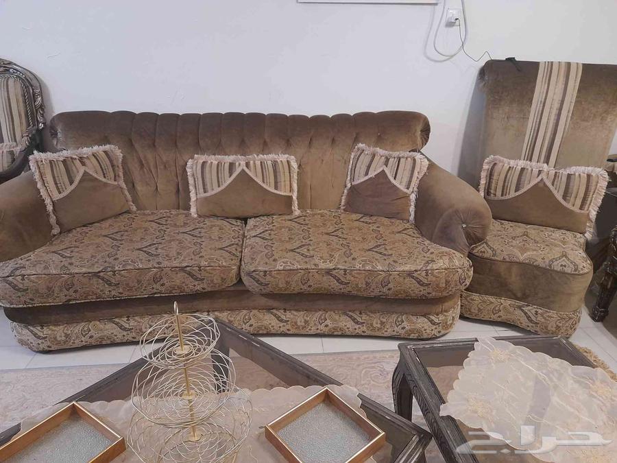 كنب لا بيع بسعر معقول جدا سعر 400 ريال63739438197379111
