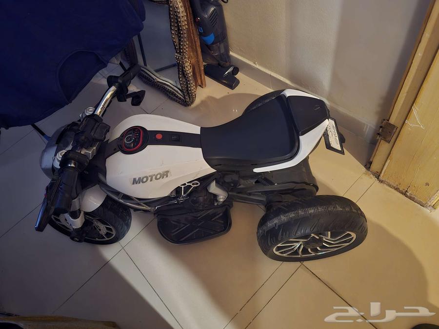 Battery-powered scooter with lifespan from five years to 80 years63742453031299110