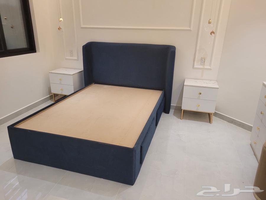 Bedroom (bed, wardrobe, dressing table with mirror 2) and living room sofa63747059590146110