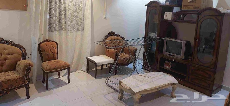 Living room set consisting of 2 sofas, 4 large chairs, 2 small chairs, and a large bookshelf63740371045633112