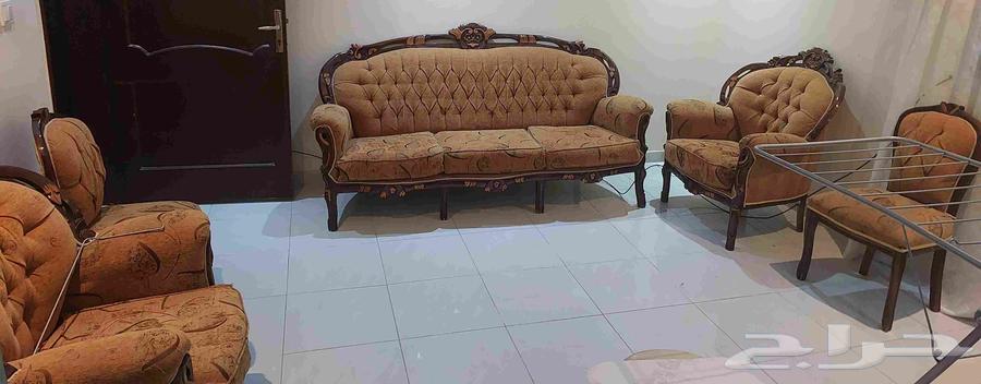 Living room set consisting of 2 sofas, 4 large chairs, 2 small chairs, and a large bookshelf63740371045633111