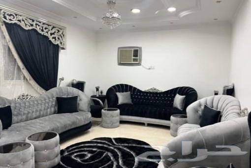 طقم كنب شبه جديد يتكون من 8 قطع معا طاولات الخدمة63743579990530112