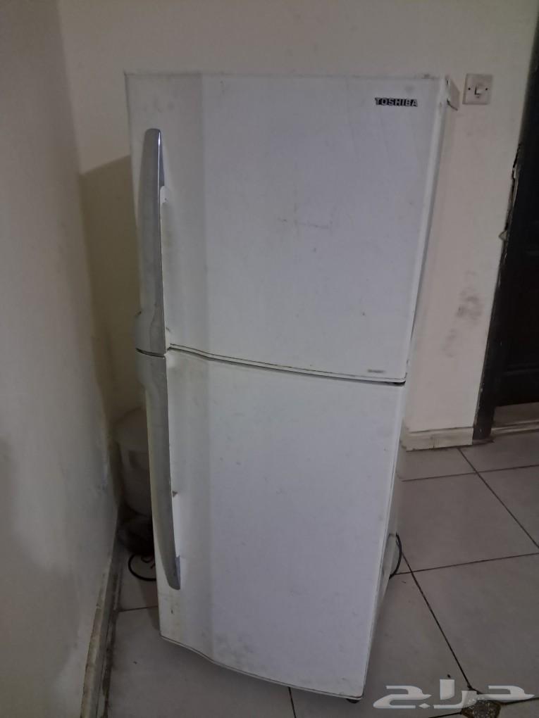 For sale 110 volt used and clean refrigerator, very clean refrigerator63619057846147111