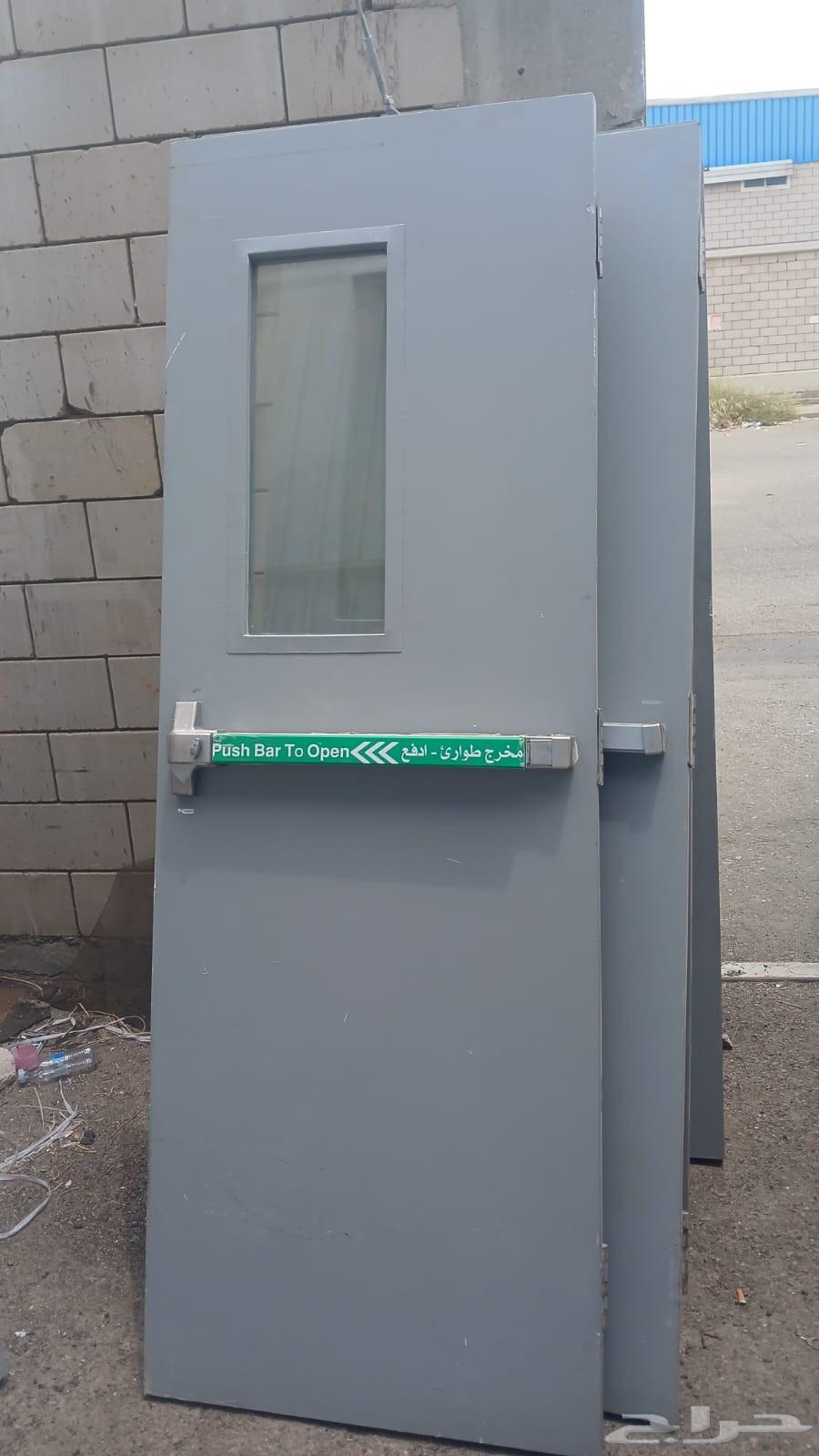 ابواب طوارئ للبيع مستخدم نظيف63745065221506114