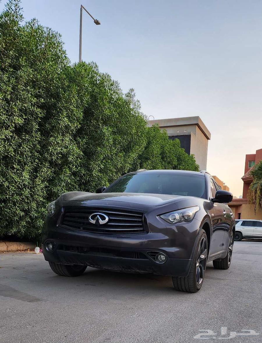 Infiniti QX70S 2015 Infiniti Low Mileage No Paint or Accidents63618043253889111