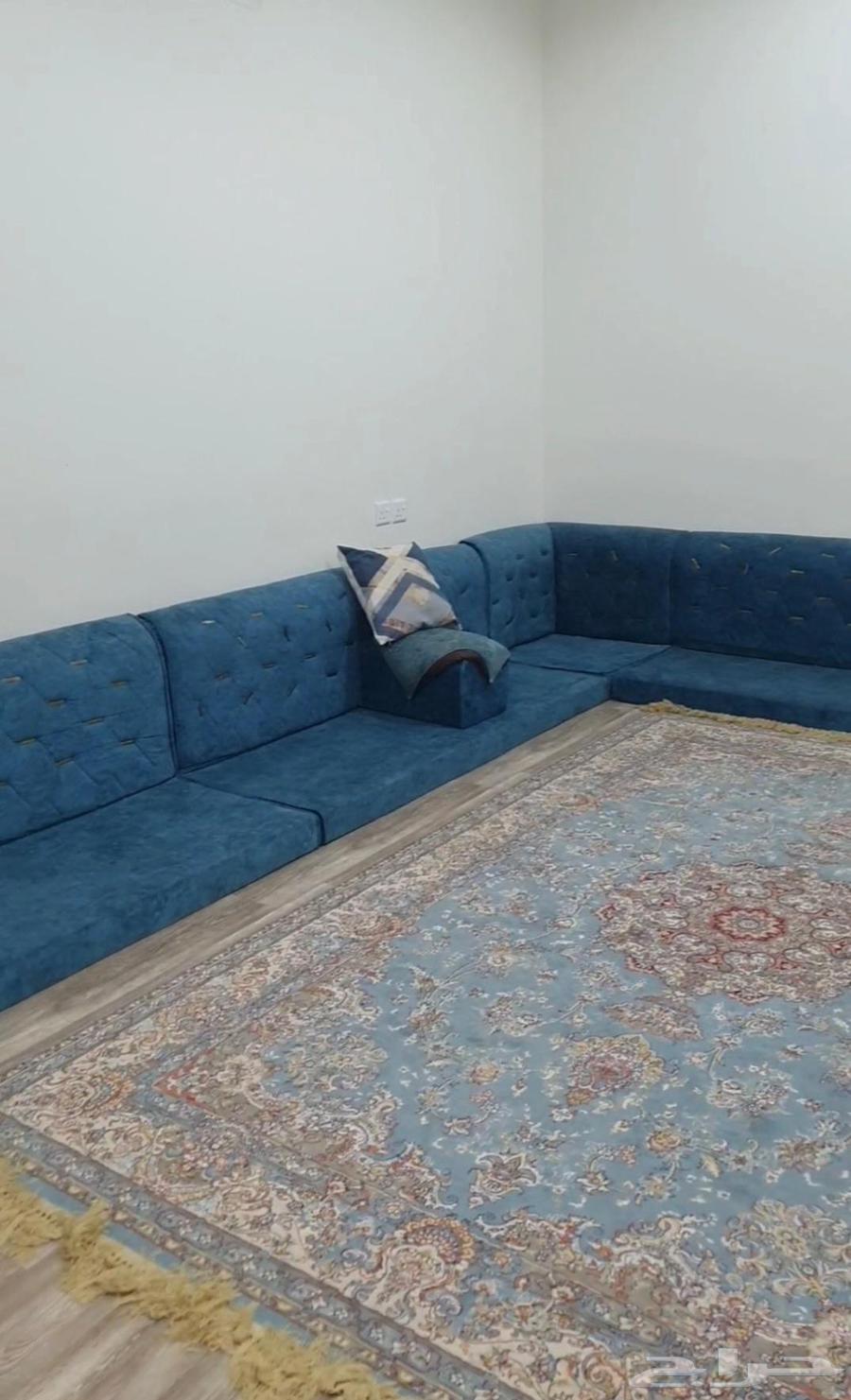 مجلس للبيع نظيف واستعمال بسيط63751761466882110