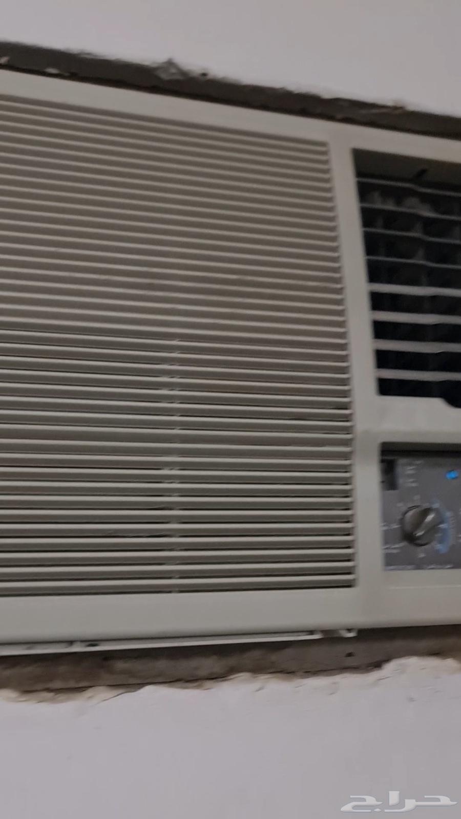 تكيف شباك وغساله وعدد 2 شاشه سمارت وغرفه نوم للبيع63749705514243111