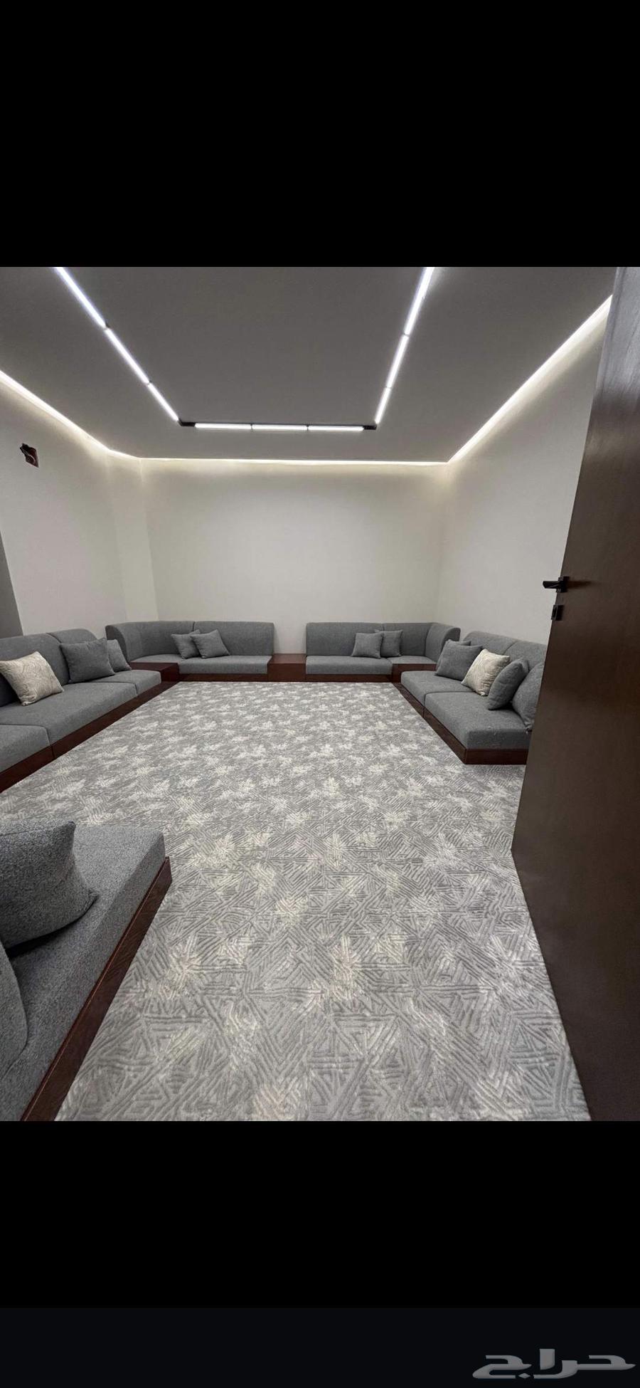 Stair support sofa, sofa with armrests, stair sofa, sofa armrests, sofa supports63758624967555113