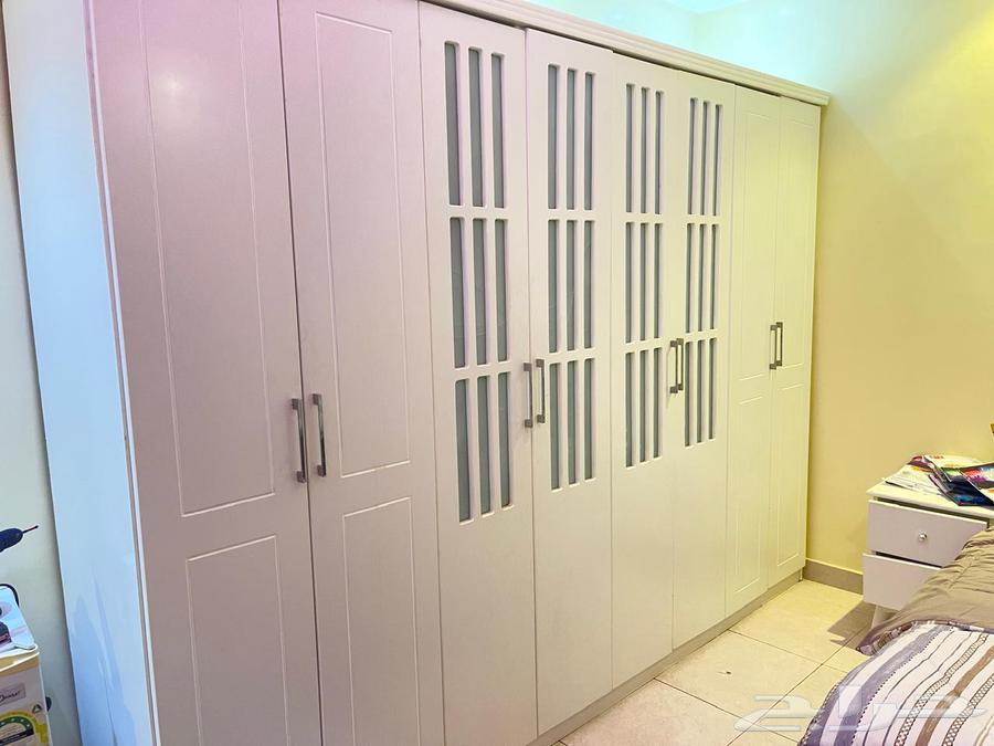 An 8-door new cabinet, this one was installed at the customer's house, I also made the second one63755294088705111