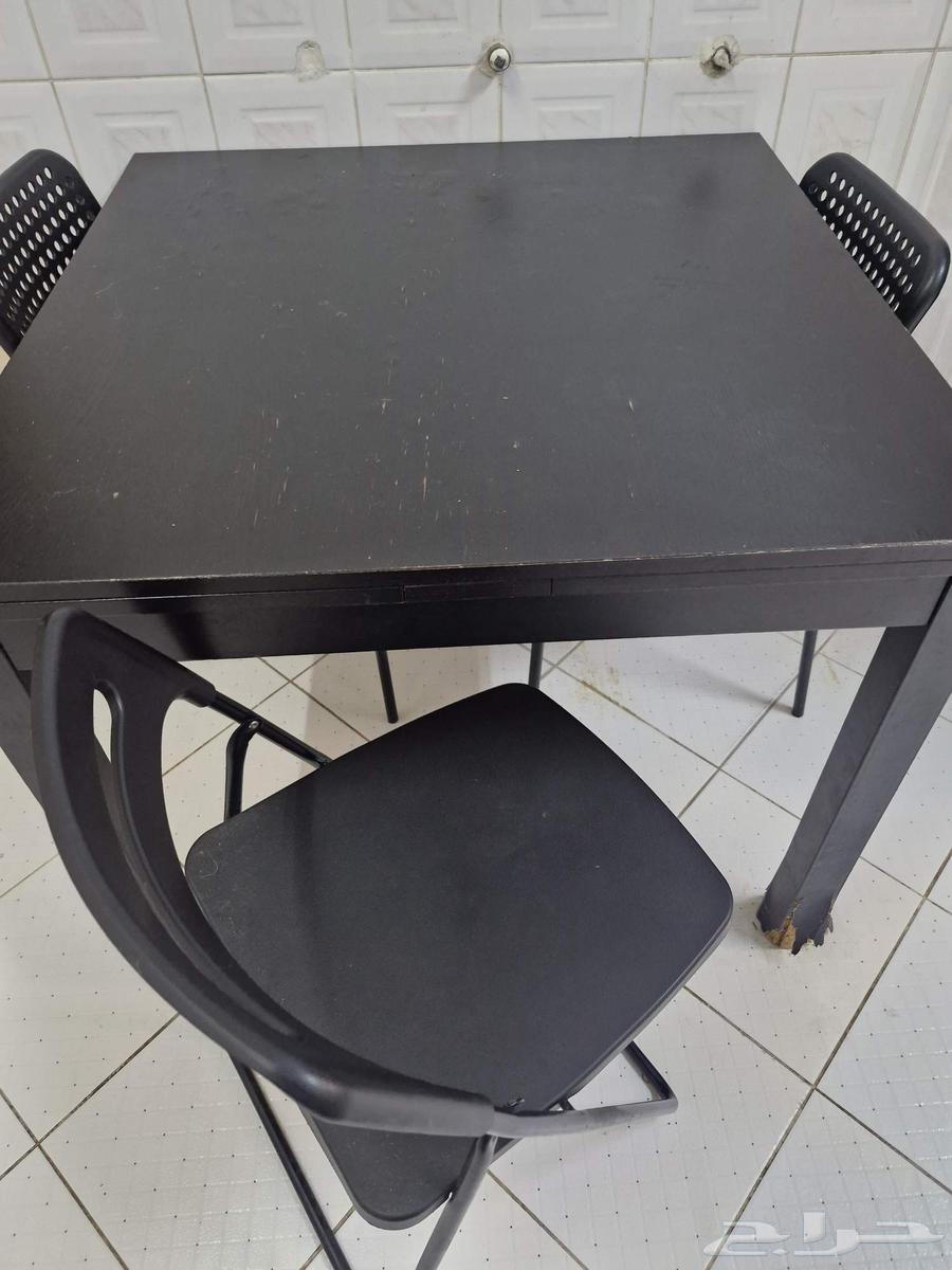 Good condition black IKEA dining table expandable from both sides63756265602307111