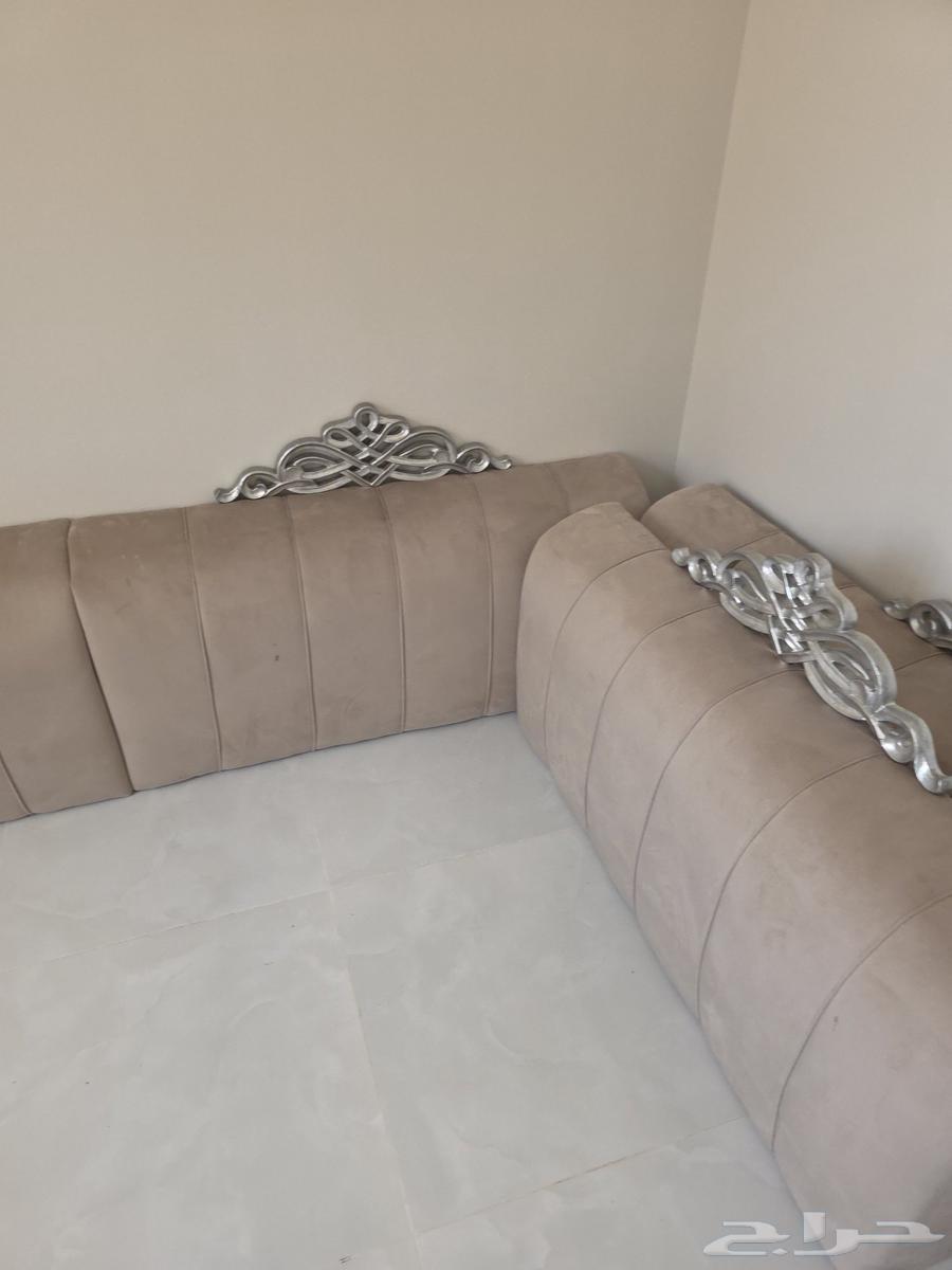Excellent condition floor cushions. With star and tables63753924626307110