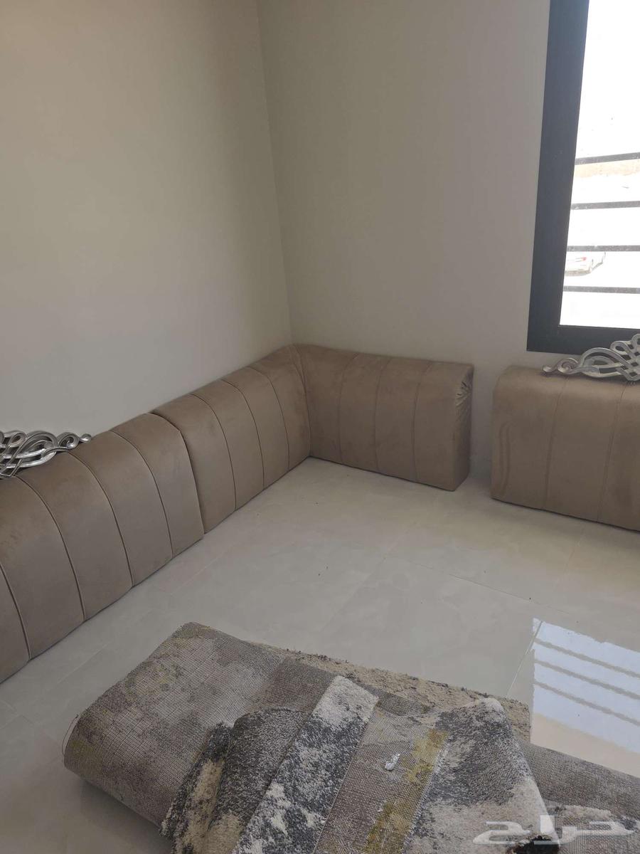 Excellent condition floor cushions. With star and tables63753924626307111