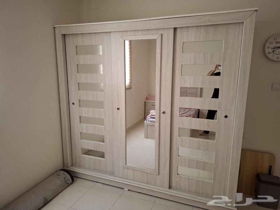 غرفة نوم 2 سرير مفرد استعمال نظيف للبيع ب 1200 ريال63753336691459114