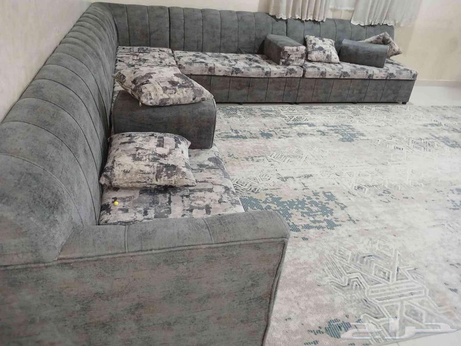 Used four-piece sofa with corner and three poufs and three cushions with curtain63759724792833110