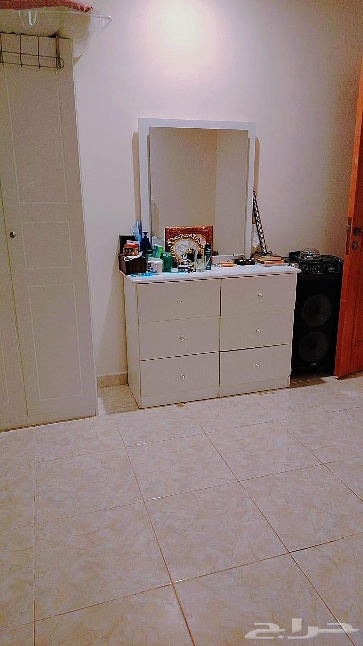 غرفه نوم استخدام سنه واحده نظيفه جدا البيع بسبب السفر 80063753726842753111